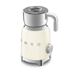 Smeg 50's Style Elektrische Melkopschuimer 600 Ml Crème -Best Drankjes Winkel 18491.970