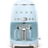 SMEG 50's Style Koffiezetapparaat Kunststof Pastelblauw 1 SMEG 50's Style Koffiezetapparaat Kunststof Pastelblauw -Best Drankjes Winkel dcf01pbeu