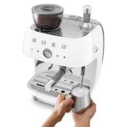 Smeg 50's Style Handmatige Espressomachine 2,4 Liter Wit -Best Drankjes Winkel egf03wheu 4