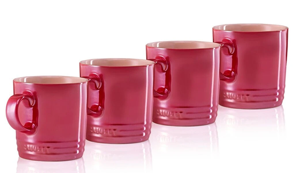 Le Creuset Metallics Mok 350 Ml Aardewerk Kersrood 4 Stuks 3 Le Creuset Metallics Mok 350 Ml Aardewerk Kersrood 4 Stuks